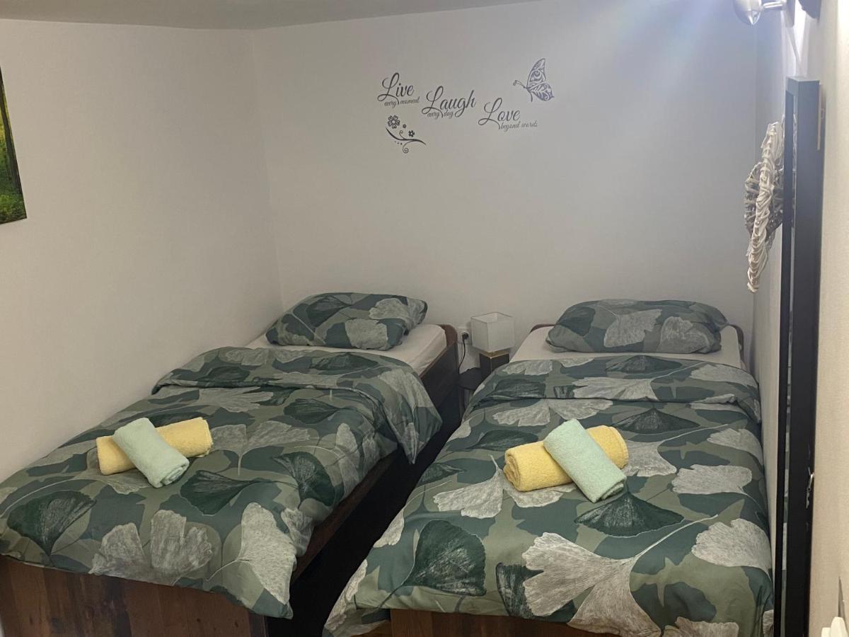 Apartman Tia Rijeka Exteriör bild
